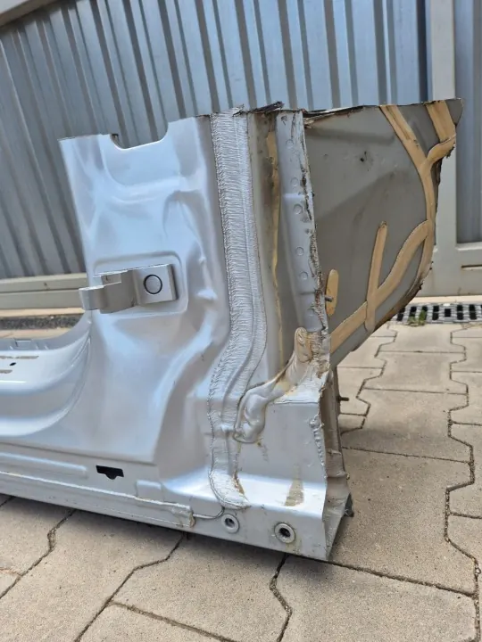 Mercedes Höger Pelare OEM 922 - Begagnad OE-Del image 6