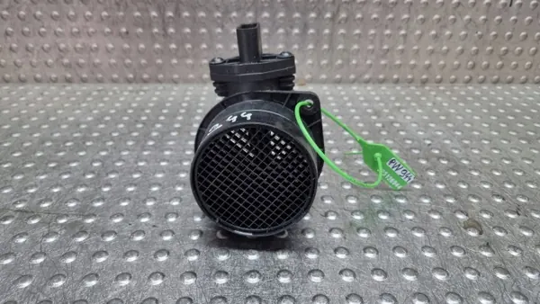 Luftflödesmätare OEM S25136944 för Audi S3 8L TT 8N image 2