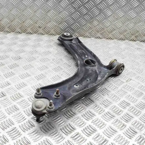 Braccio Sospensione Anteriore VW PASSAT B8 3Q0407151E image 3