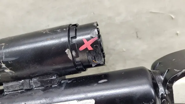 Ammortizzatore anteriore sinistro Mercedes C-Class W205 Airmatic 2053208300 image 6