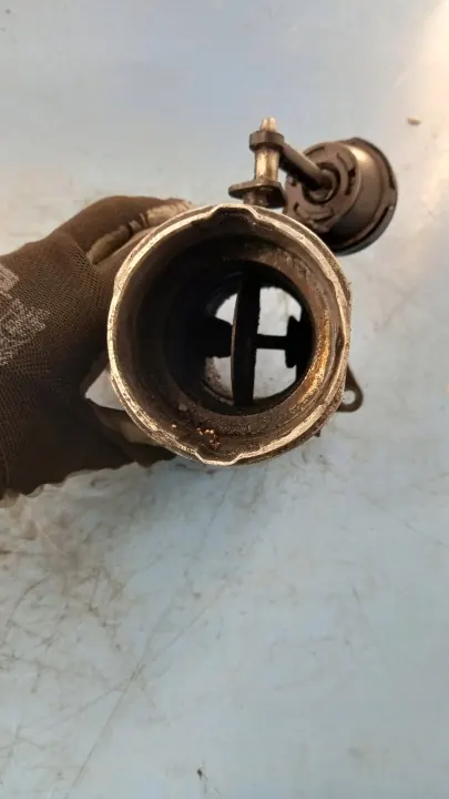 Soupape EGR d'occasion OEM 038131501AA Audi A4 image 3