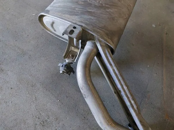 OEM 2379336001 Leerer Katalysator für Renault image 4