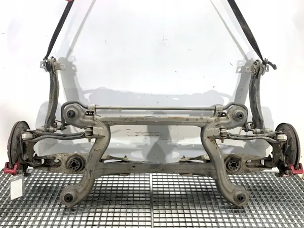 Hinterachsträger OEM A2463510001 für Mercedes W176 Hatchback image 2