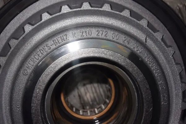 Vaihteiston Keskiö 722.6 Mercedes W203 1.8 Kompressori R2102720024 image 3