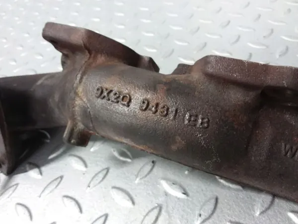 Colector de Escape Land Rover OEM 9X2Q9431EB Usado image 4
