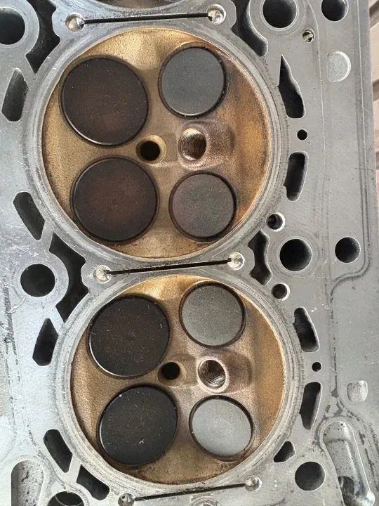 Mercedes Cylinderhuvud OEM R2640162,0L Begagnad image 4