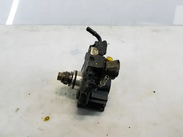 Bomba de combustible Mercedes-Benz Clase C W204 2.2 CDI A6510700601 image 2