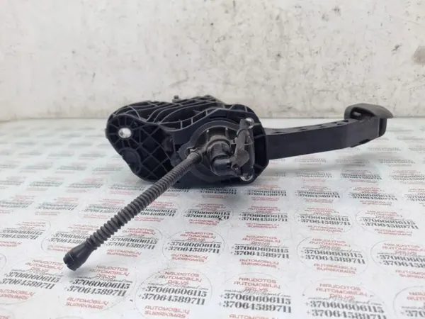 Cylindre d'embrayage OEM 3C1721059AT pour VW Passat B7 image 3