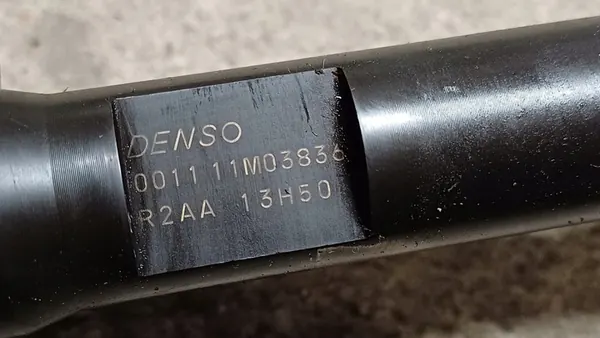 Mazda 3 6 CX7 2.2 MZR-CD Injektor R2AA image 2