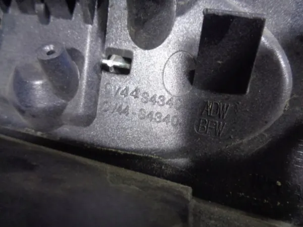 Moldagem Portão Ford Kuga MK2 OEM CV44-S4340 image 8