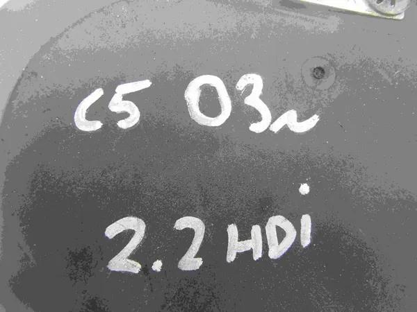 CITROEN C5 03R 2.2 HDI Timing Cover 9628958980 image 9