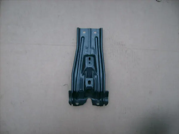 Volkswagen OE Huvarmsfäste 5NA805567 image 4