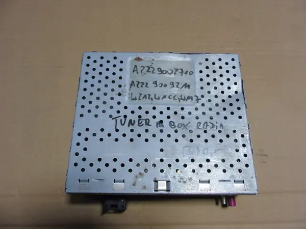 Mercedes Tuner Module OEM A2229009211 W117 W212 image 4