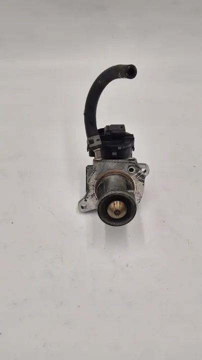 Válvula EGR OEM 6421401060 para Mercedes 3.0 CDI image 3
