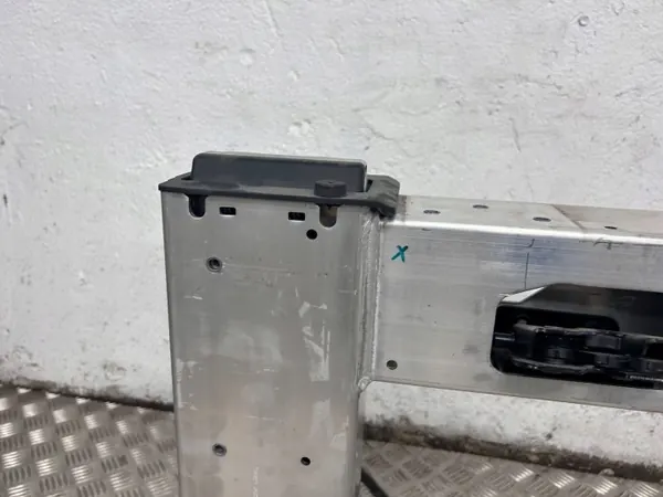 Barra estabilizadora Audi S5 Facelift OEM 8F0880077H image 3