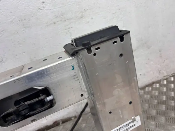 Barra estabilizadora Audi S5 Facelift OEM 8F0880077H image 6