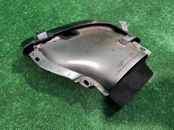 Terminal escape Mercedes OEM A0004900527 Usado image 8