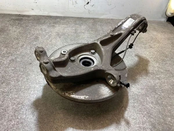 Pivot avant droit Tesla SN00122R - Pièce d'occasion image 3