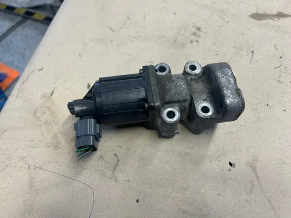 OPEL ASTRA H 1.7 CDTI VENTIL EGR K5T70380 image 2