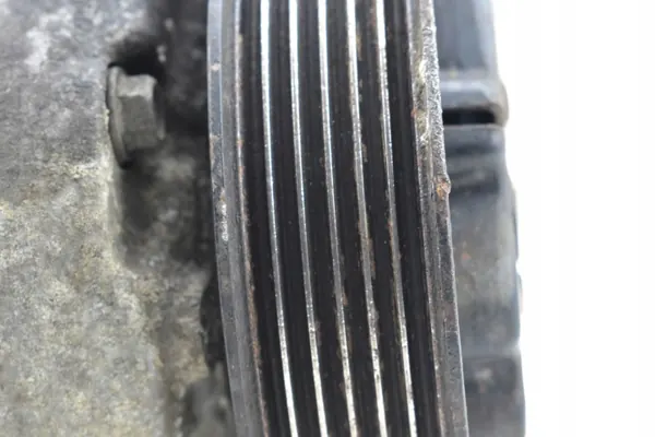Compresseur Climatisation VW POLO 9N SEAT IBIZA 6L 6Q0820803D image 4
