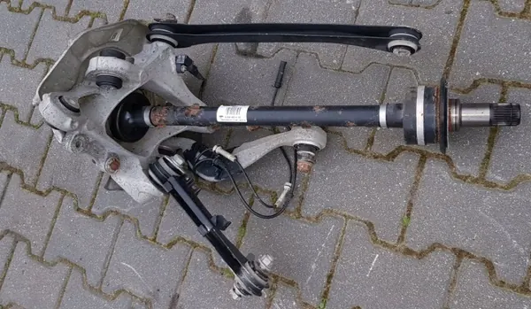 OEM 6865661 Braço de Suspensão Traseiro Esquerdo BMW Série 7 image 3