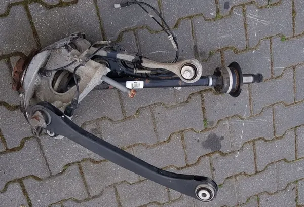 OEM 6865661 Braço de Suspensão Traseiro Esquerdo BMW Série 7 image 5