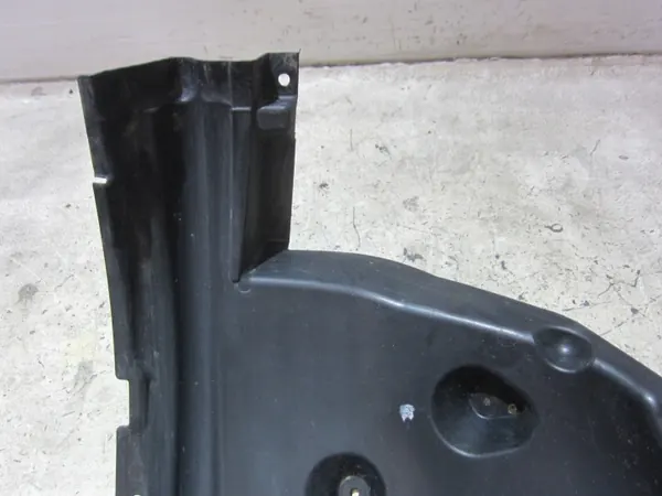 BMW OEM 51717445682 Fram höger stänkskärm - Begagnad image 3