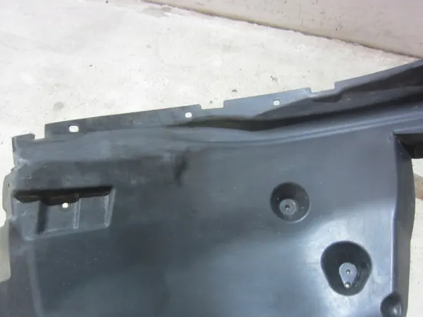 BMW OEM 51717445682 Fram höger stänkskärm - Begagnad image 4