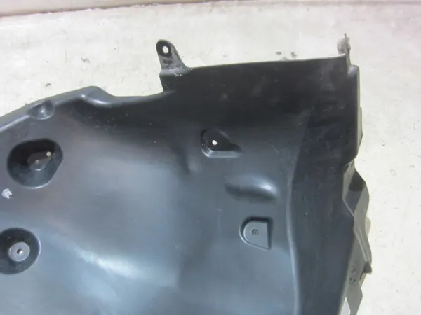 BMW OEM 51717445682 Fram höger stänkskärm - Begagnad image 6