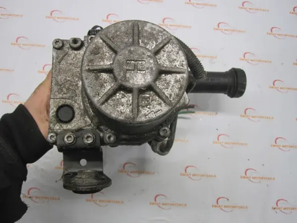 Pompe de direction PEUGEOT 3008 I 2.0 HDI 967060848 image 6