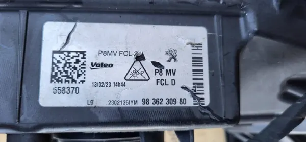 OEM 558370 Feu DRL LED Droit pour Peugeot 3008/5008 II image 4