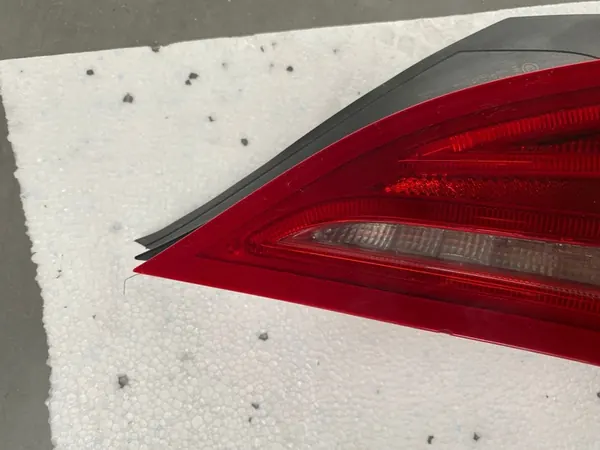 MERCEDES CLA 117 LÁMPARA TRASERA DERECHA A1179062400 image 2