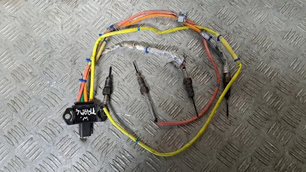 RENAULT TRAFIC III 2.0 DCI 2022 Capteur de Température des Gaz d'Échappement 226589153R image 2