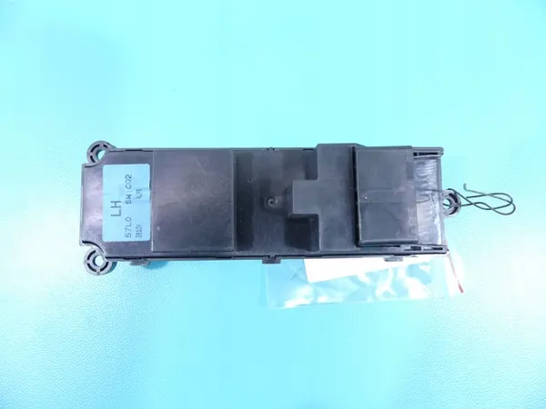 Interruptor de janela Suzuki Kizashi image 3