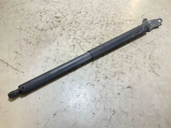 Linker kofferbakactuator OEM 0E748180303 BMW X1 F48 image 2