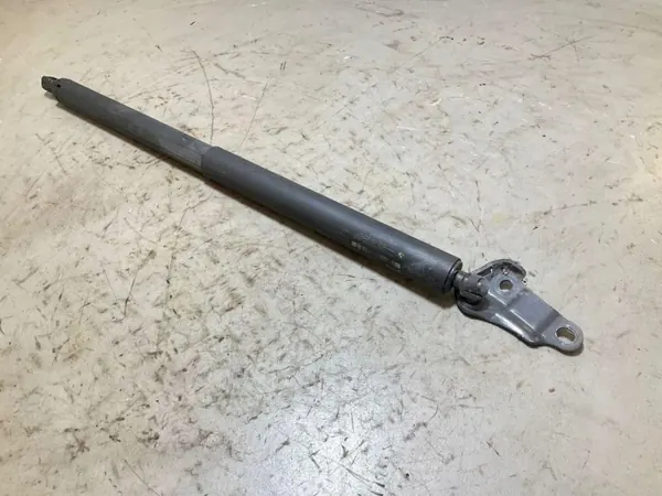 Linker kofferbakactuator OEM 0E748180303 BMW X1 F48 image 5