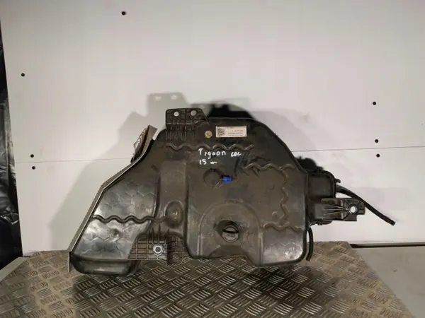 Tanque AdBlue usado OEM 5NO131877A para VW Tiguan image 2