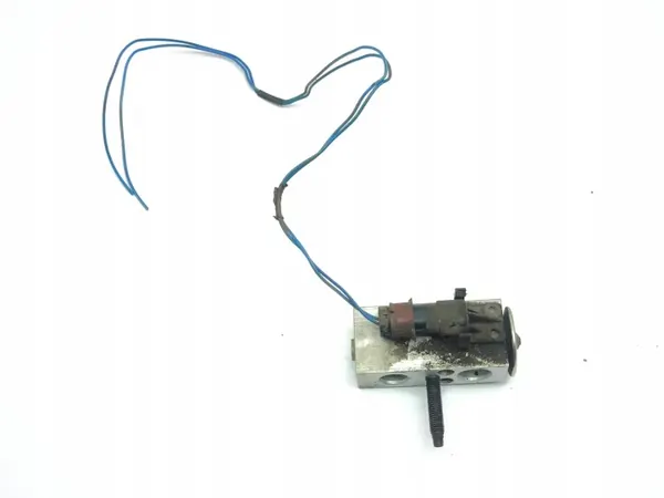 Soupape d'expansion A/C OEM AMD172634 Chrysler image 2