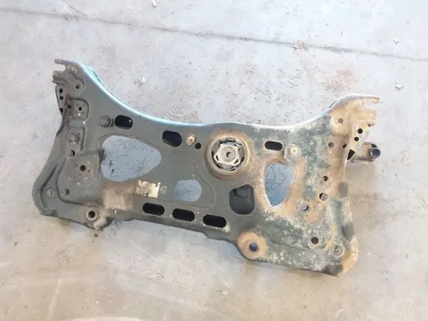 Caisse traîneau VW Golf VII d'occasion OEM 5Q0199349B image 4