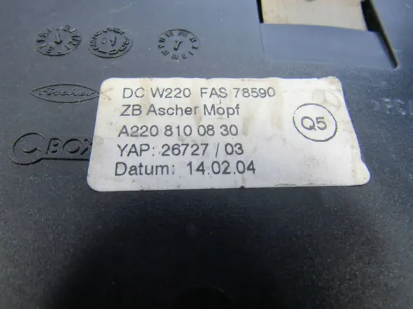 Asbak Mercedes-Benz OEM A2208100830 - Gebruikt image 4