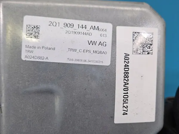 Skoda servostyrpump OEM 2Q1423510DM Begagnad image 3
