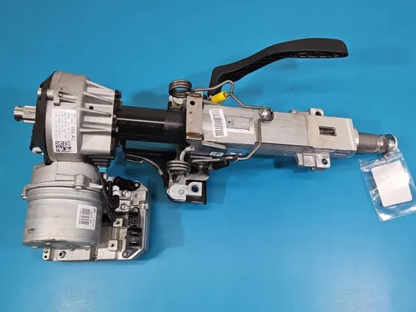Skoda servostyrpump OEM 2Q1423510DM Begagnad image 6