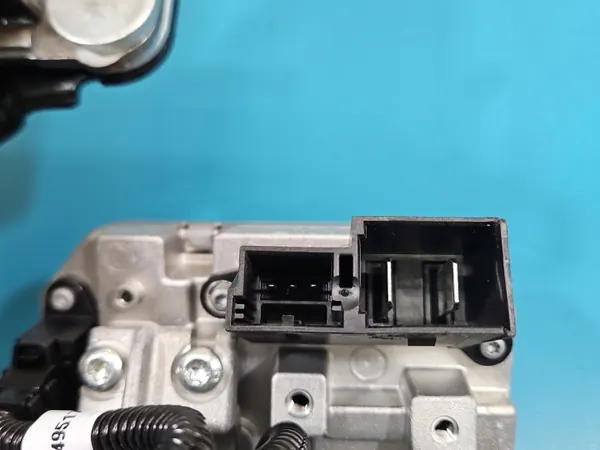 Skoda servostyrpump OEM 2Q1423510DM Begagnad image 7