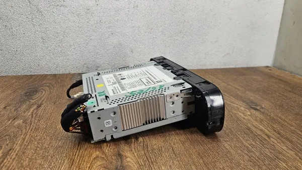Radio Fiat Panda III OEM 07355670550 - Occasion image 5