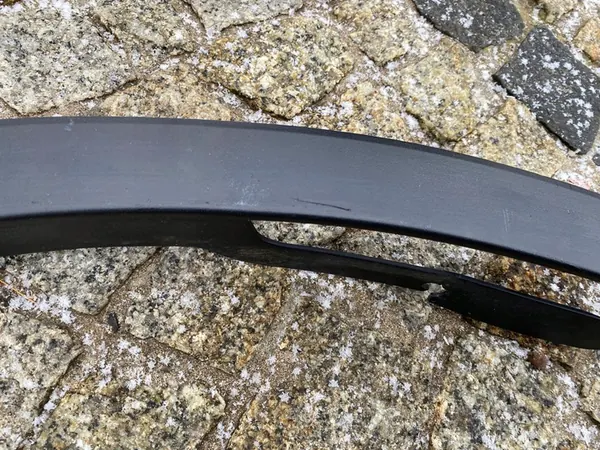 Tesla Y Oikea Etulokasuoja OEM 1683860-00-A image 8