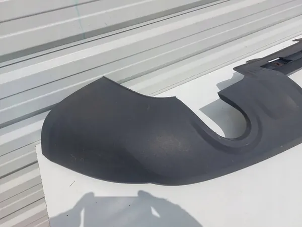 Audi Q5 Takapuskuri Alkuperäinen 8R0807521R image 2