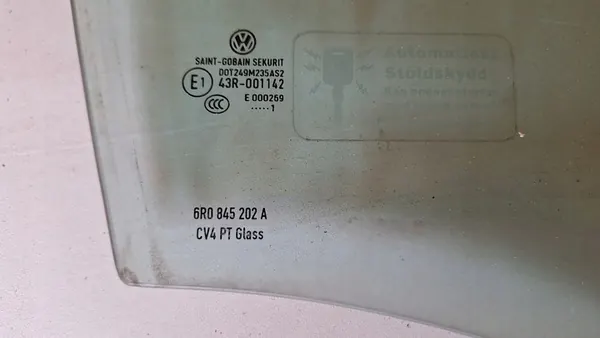 Oikea Etuikkuna VW Polo 6R 2011 image 2