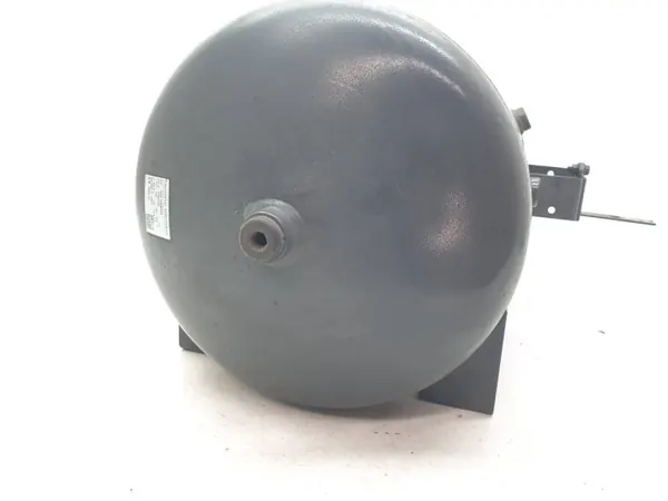 Tanque de ar OEM 2248053 44L para DAF XF 106 Lift 2021 image 3