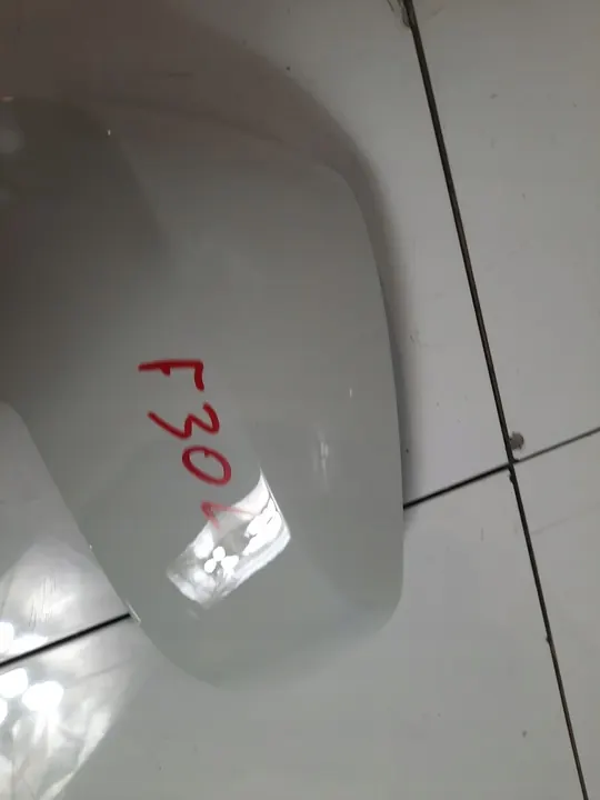 BMW F30 F31 Vänster Spegelkåpa Vit OEM image 5