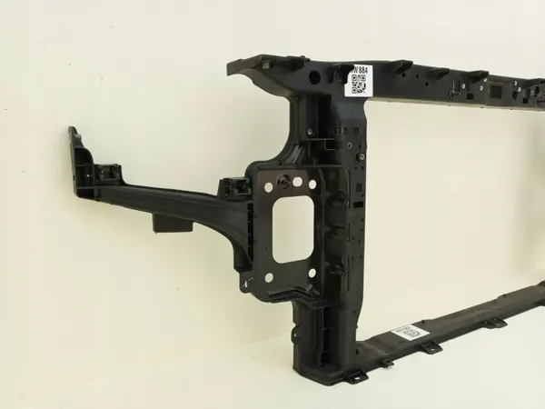 Hyundai I30 Etupuskurinvahviste OEM 64101-G4000 image 4